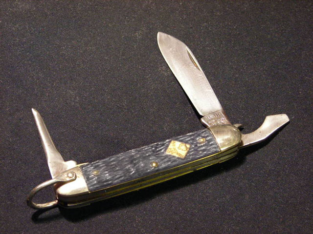scouts knife